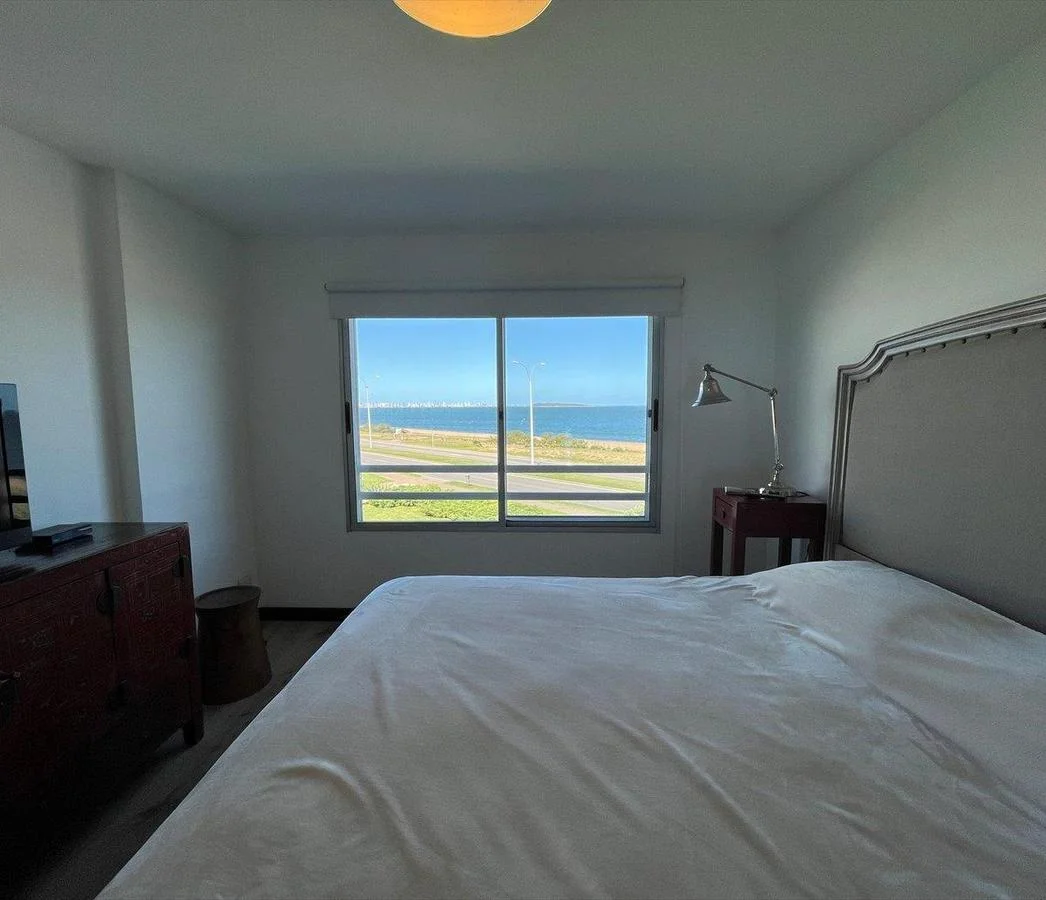 Apartamento en Playa Mansa, propiedad 288416 -Imagen 8