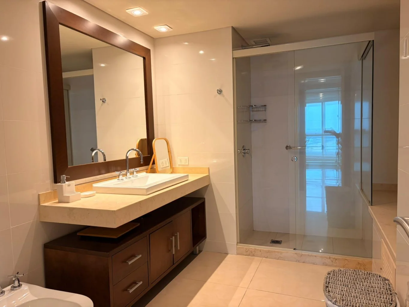 Apartamento en Playa Mansa, propiedad 288567 -Imagen 13