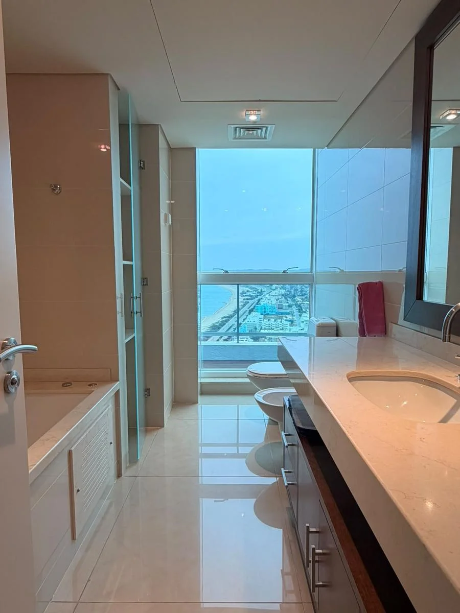 Apartamento en Playa Mansa, propiedad 288567 -Imagen 17