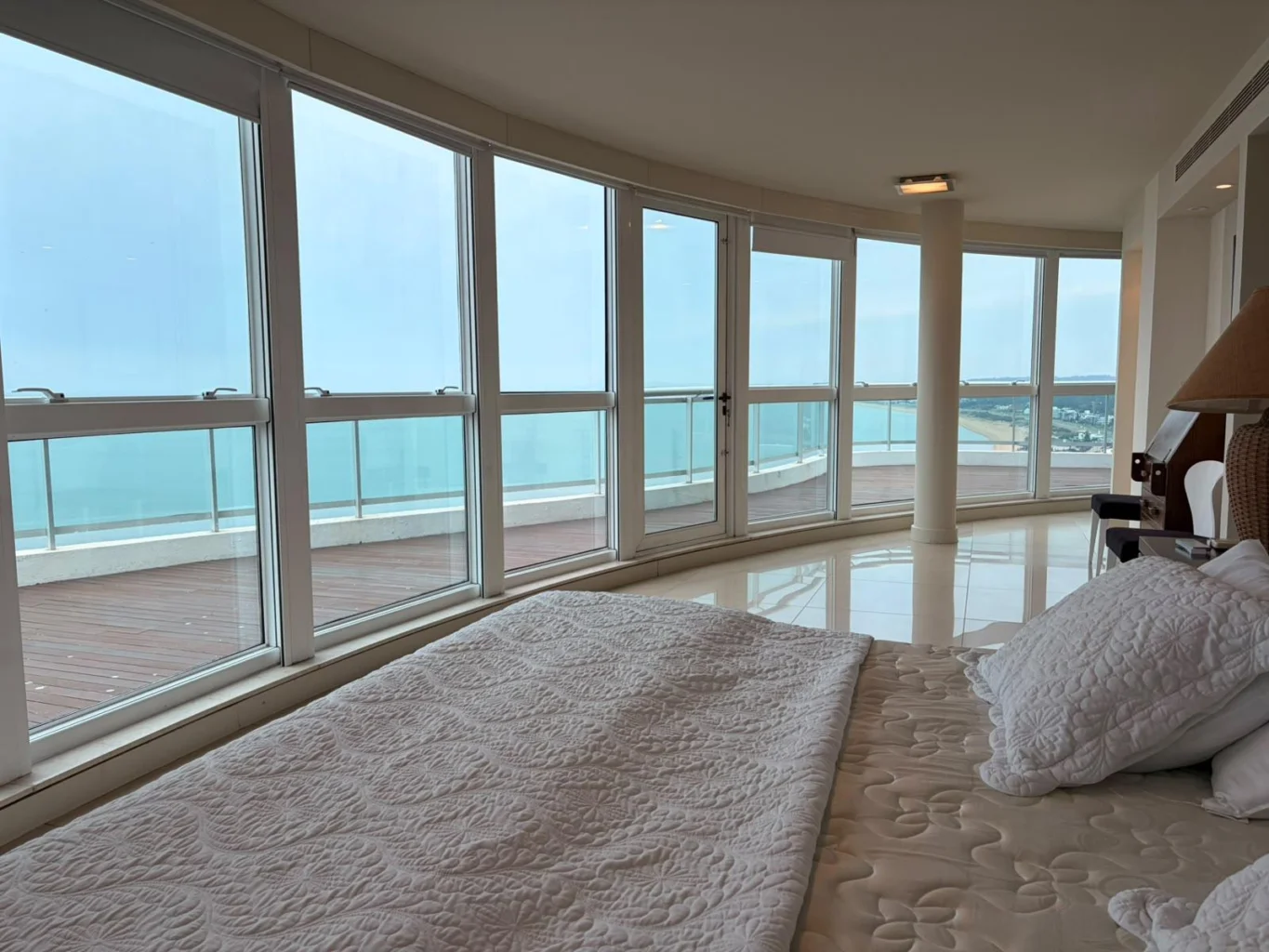Apartamento en Playa Mansa, propiedad 288567 -Imagen 10