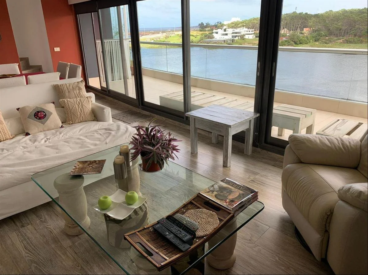Apartamento en Playa Mansa, propiedad 289359 -Imagen 11