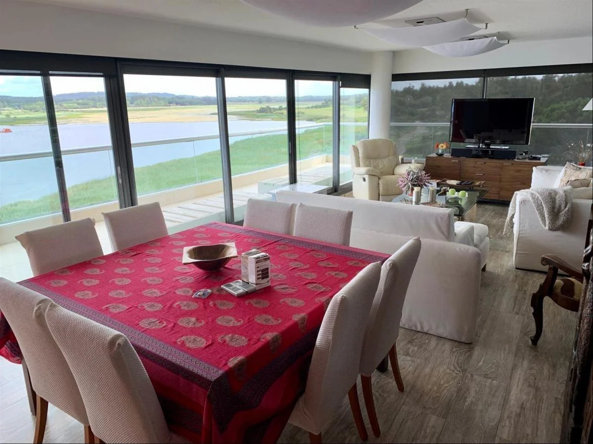 Apartamento en Playa Mansa, propiedad 289359 -Imagen 3