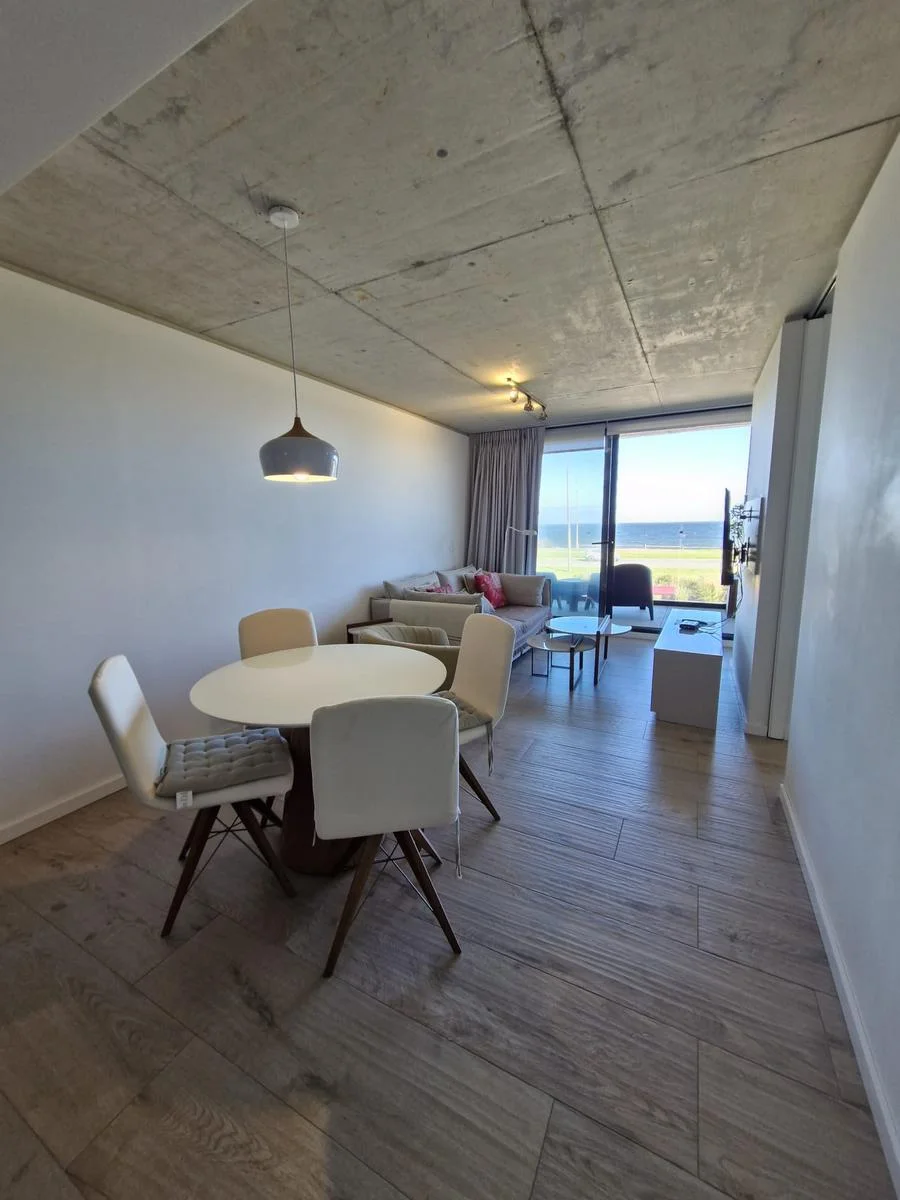 Apartamento en Playa Mansa, propiedad 293507 -Imagen 13