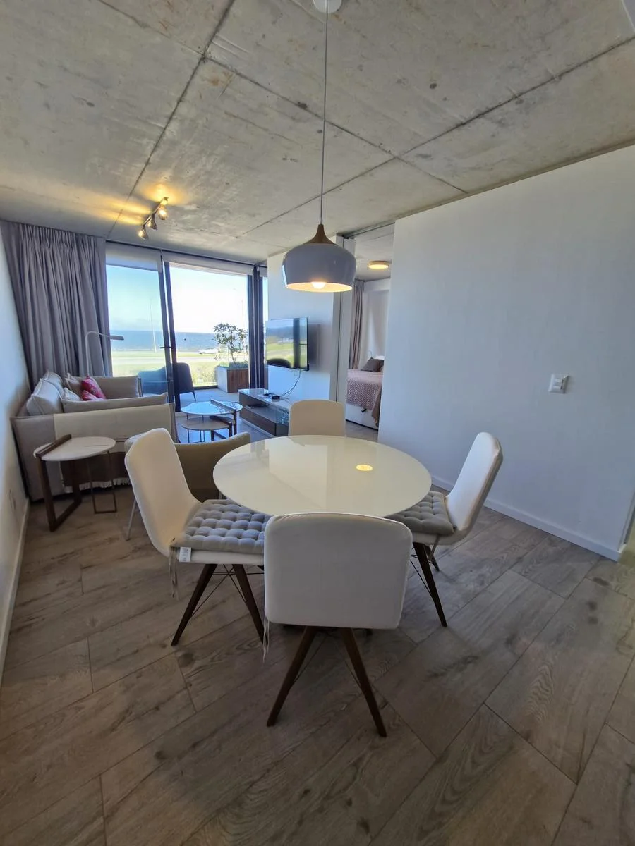 Apartamento en Playa Mansa, propiedad 293507 -Imagen 7