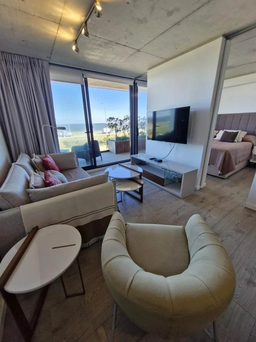 Apartamento en Playa Mansa, propiedad 293507 -Imagen 9