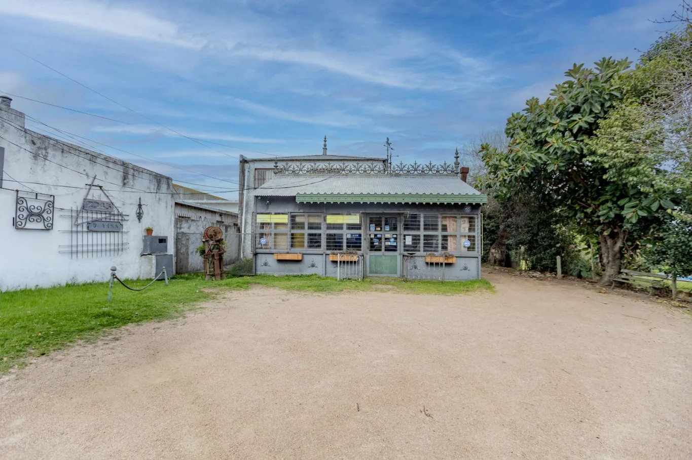 Local en Malvín, propiedad 303151 -Imagen 1
