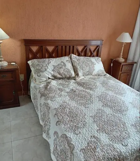 Apartamento en venta en Punta del Este con servicios!!