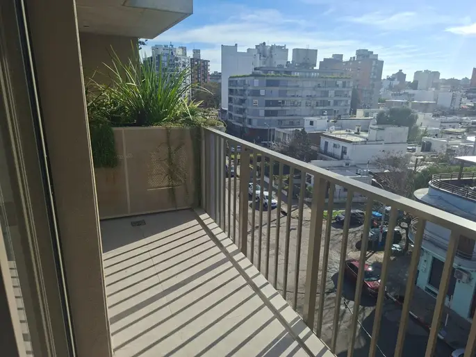 Estrena 01 Vila, 5° Piso Al Frente. A Pasos Del H Clinicas