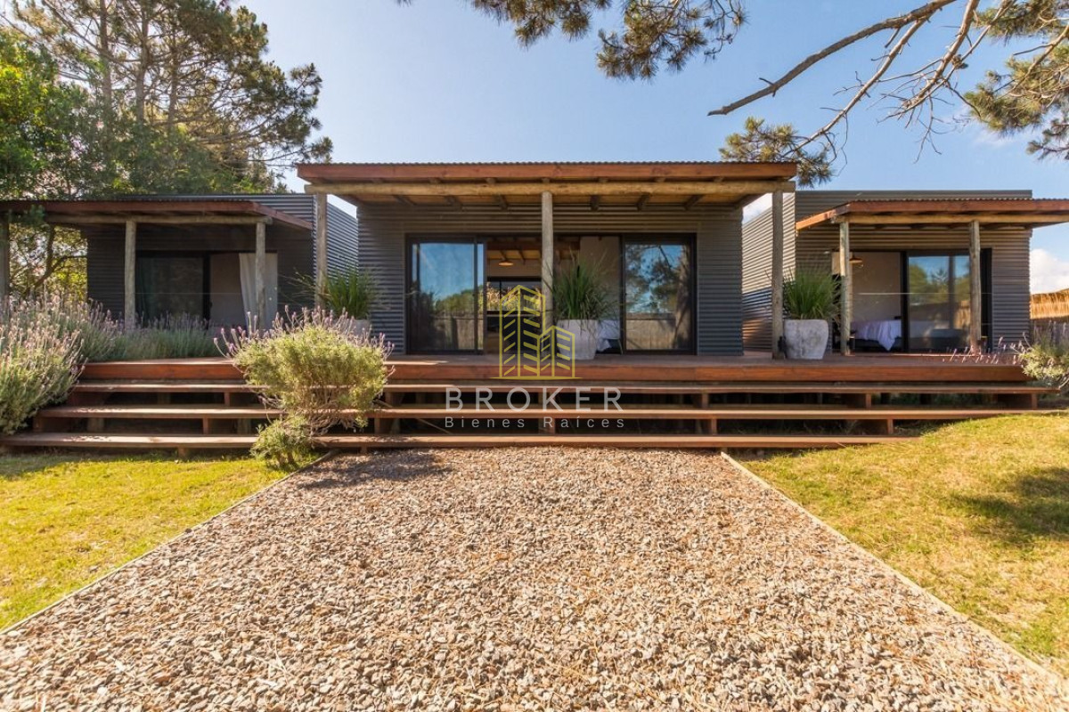Casa en San Vicente, propiedad 216900 -Imagen 1