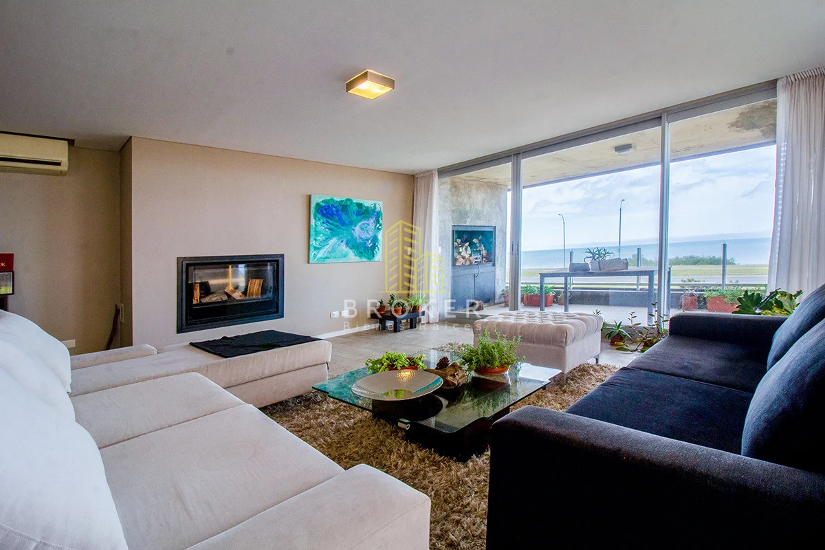 Apartamento en Pinares, propiedad 216915 -Imagen 1