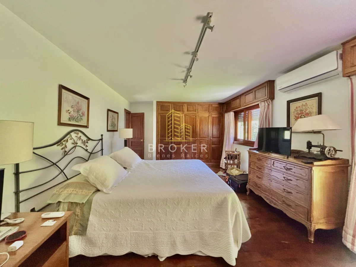 Casa en Playa Mansa, propiedad 245473 -Imagen 17