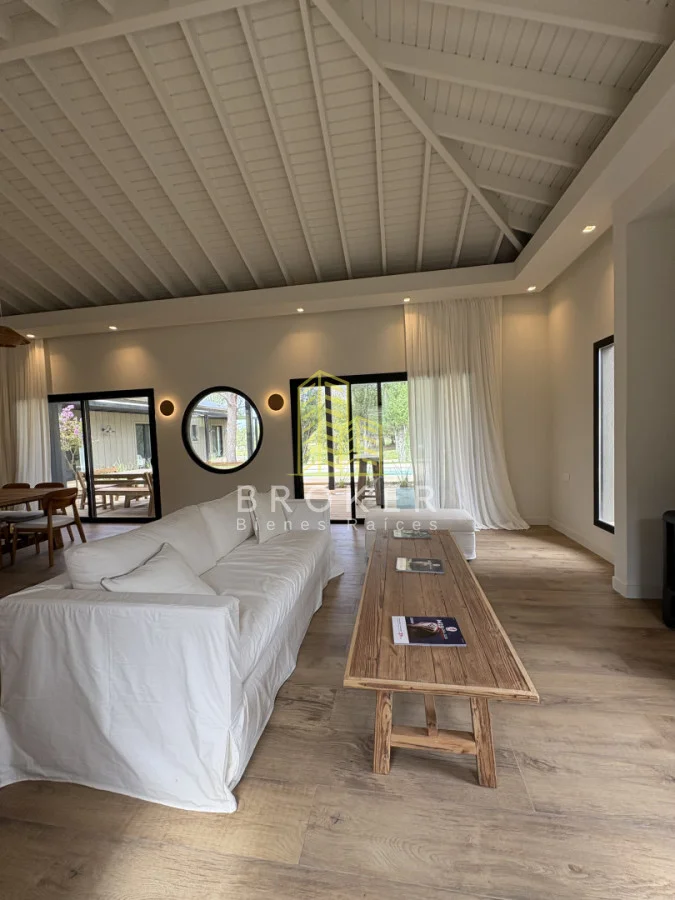 Casa en La Barra, propiedad 246358 -Imagen 2