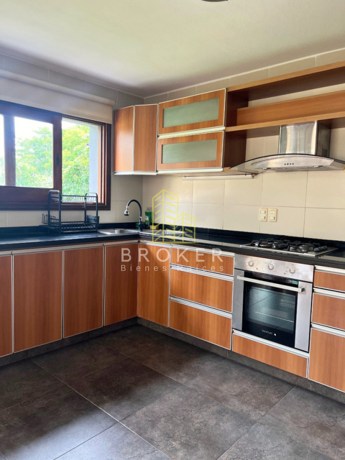 Casa en Playa Mansa, propiedad 258693 -Imagen 9