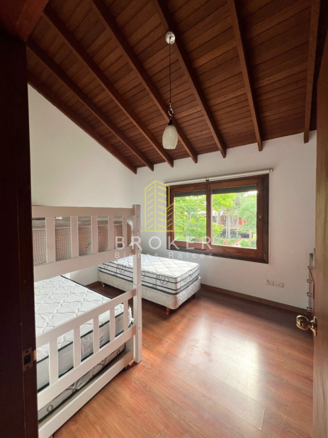 Casa en Playa Mansa, propiedad 258693 -Imagen 19