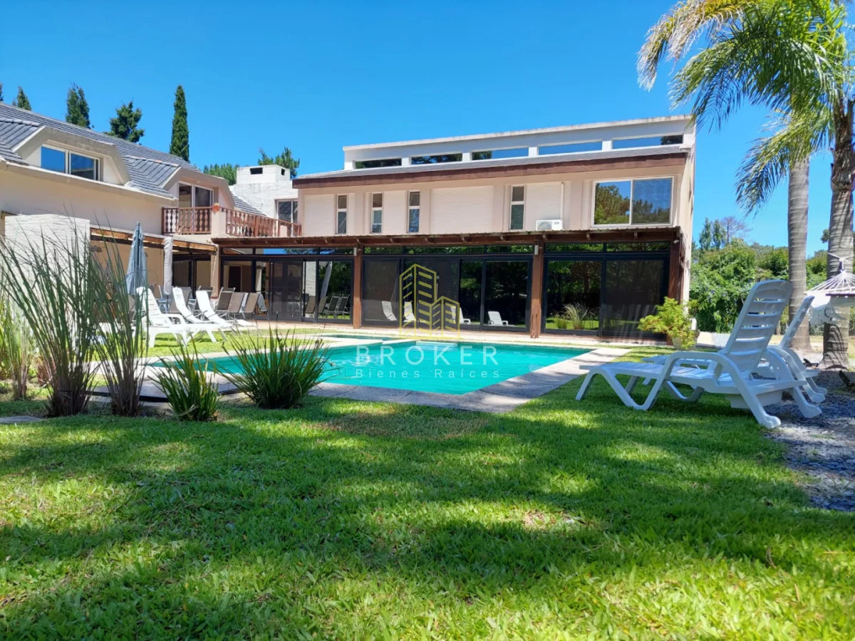 Casa en Punta del Este, propiedad 273095 -Imagen 1