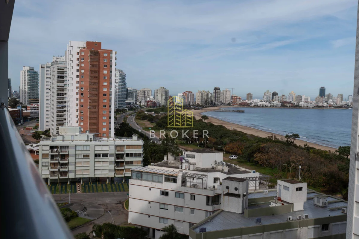Apartamento en Playa Mansa, propiedad 275265 -Imagen 20