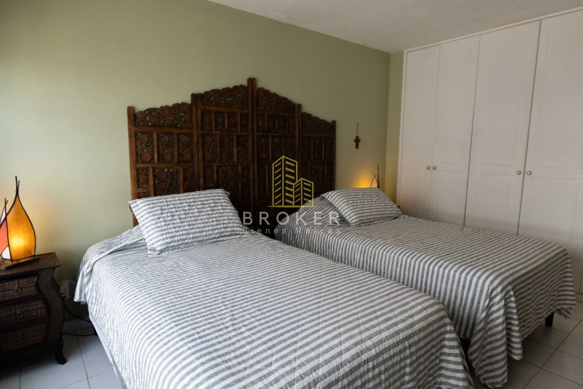 Apartamento en Playa Mansa, propiedad 275265 -Imagen 12