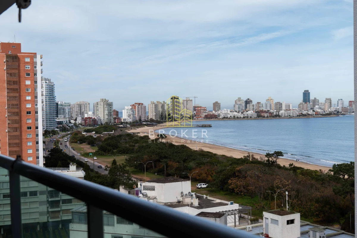 Apartamento en Playa Mansa, propiedad 275265 -Imagen 8