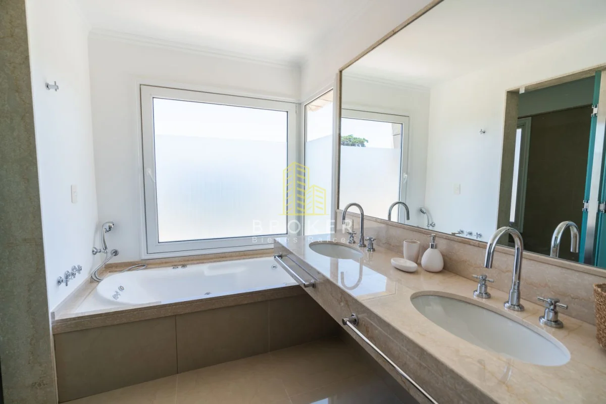 Apartamento en Playa Mansa, propiedad 284855 -Imagen 14