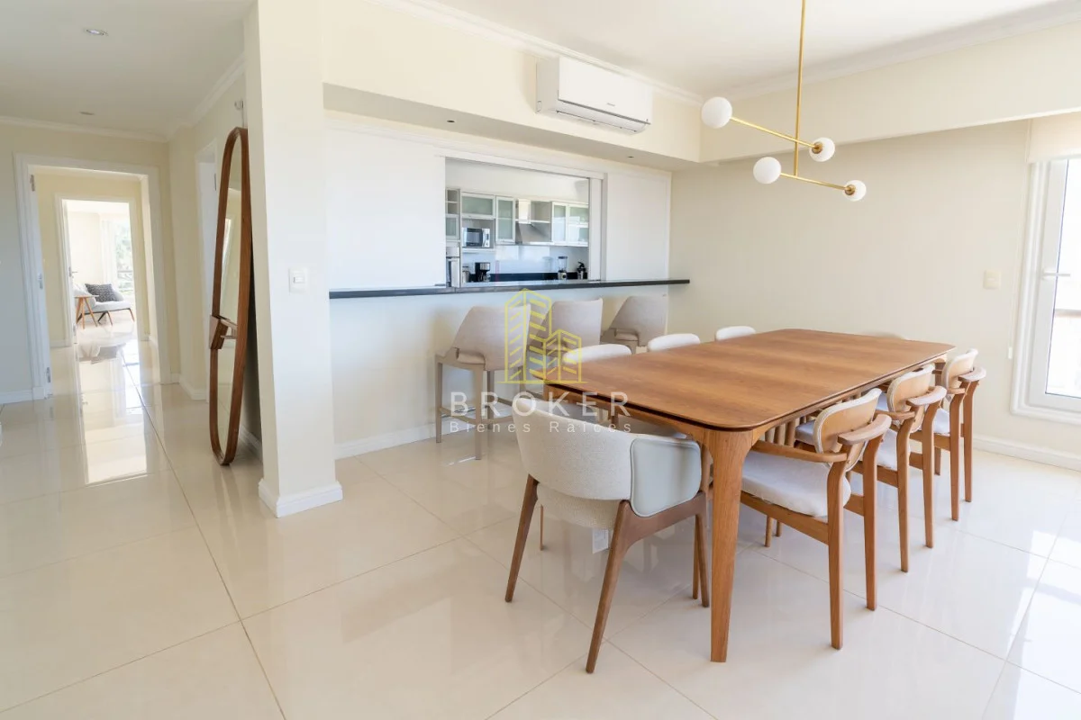 Apartamento en Playa Mansa, propiedad 284855 -Imagen 4