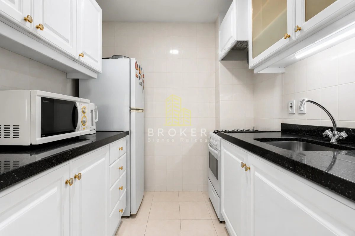 Apartamento en Playa Mansa, propiedad 285511 -Imagen 6