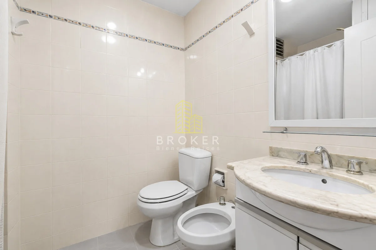 Apartamento en Playa Mansa, propiedad 285511 -Imagen 8