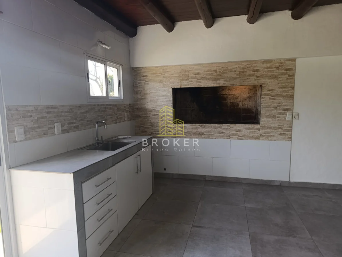 Casa en Pinares, propiedad 289036 -Imagen 2