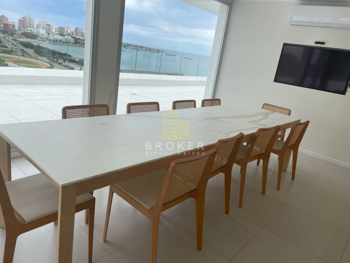 Apartamento en Playa Mansa, propiedad 293890 -Imagen 19