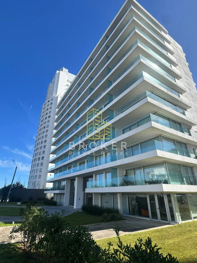 Apartamento en Playa Mansa, propiedad 293890 -Imagen 21