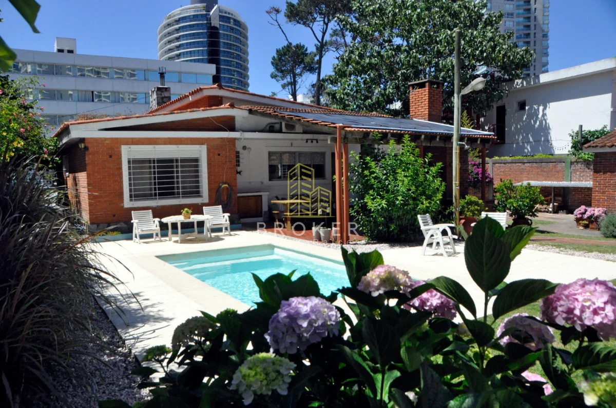 Casa en Punta del Este, propiedad 298584 -Imagen 2