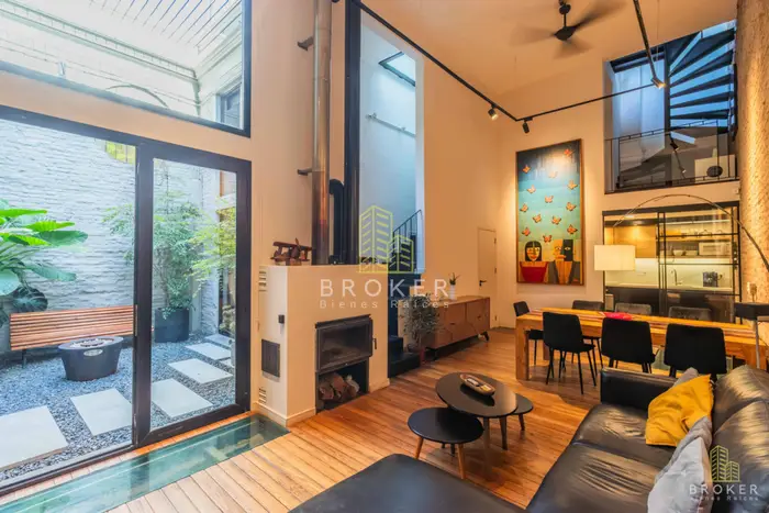 ¡RESERVADA! Casa de 3 dormitorios y piscina en Cordon, de época y reciclada