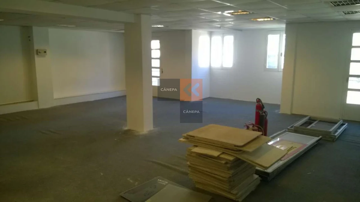 Local en Ciudad Vieja, propiedad 63238 -Imagen 6
