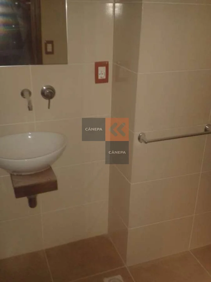 Local en Ciudad Vieja, propiedad 63358 -Imagen 5