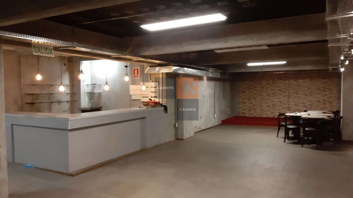 Local en Ciudad Vieja, propiedad 63515 -Imagen 3
