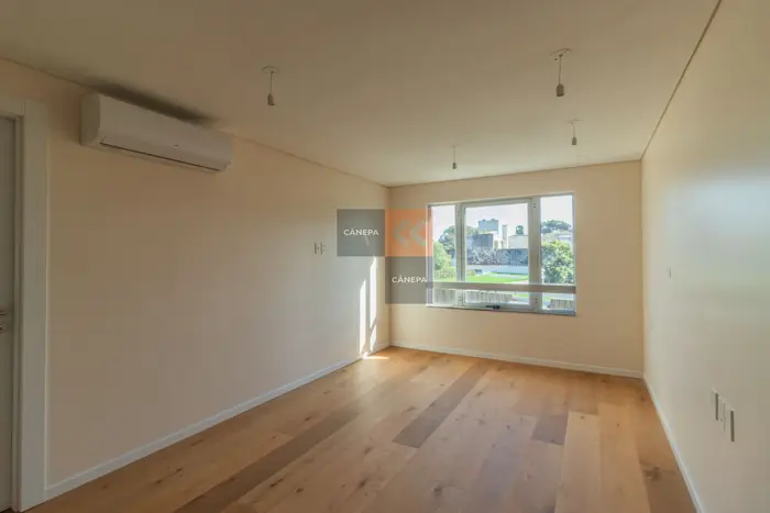Venta o alquiler apartamento de 2 dormitorios en Carrasco Sur