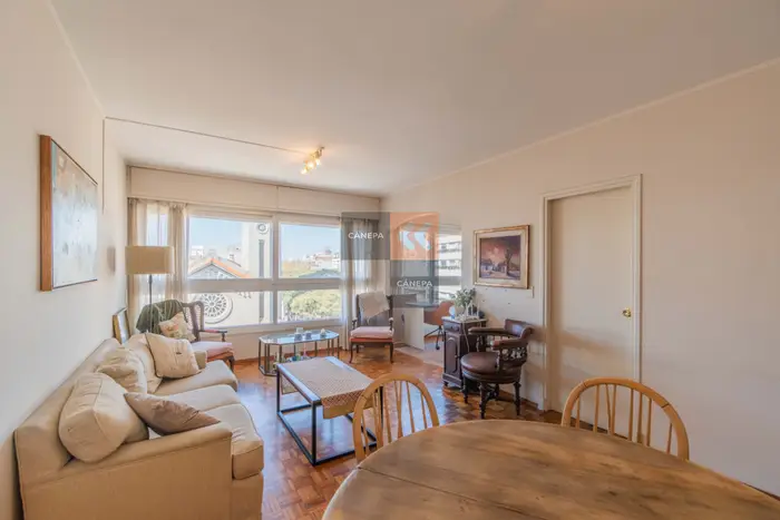 Alquiler apartamento de 2 dormitorios en Pocitos