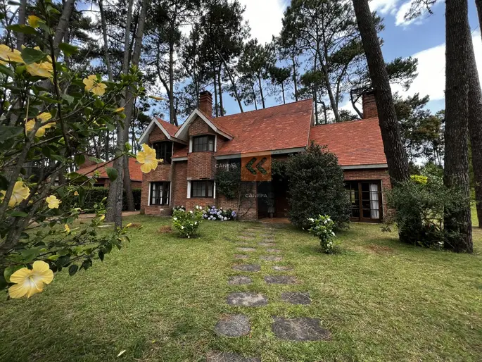 Casa grande muy espaciosa
