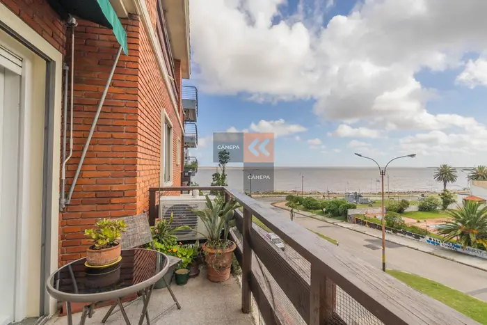 Apartamento en venta 4 dormitorios, próximo a rambla, Buceo