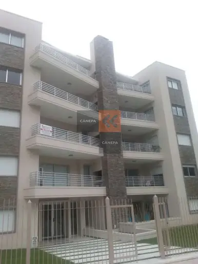 Precioso apartamento en zona tranquila, cercano a todos los servicios.