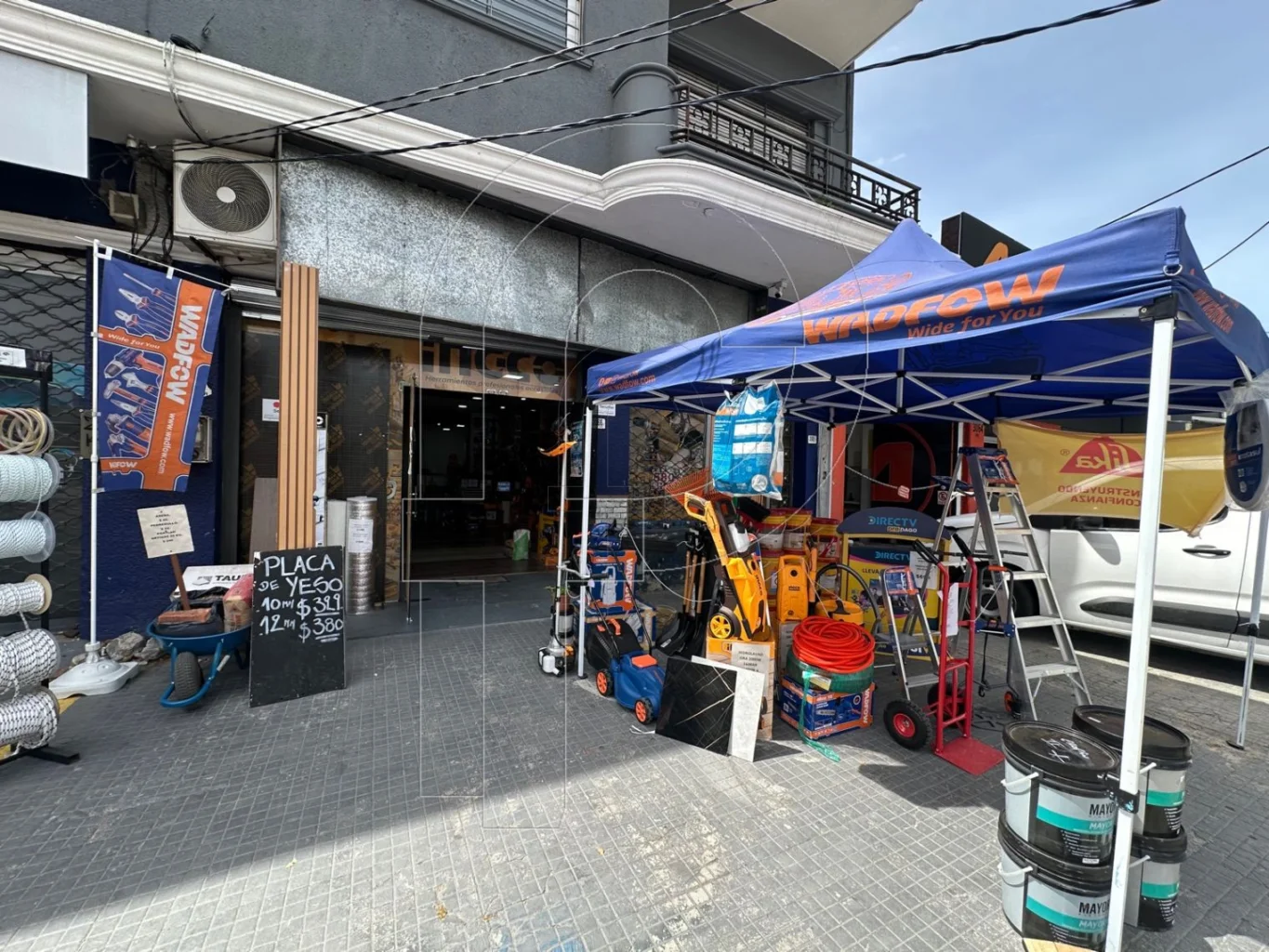 Local en Jacinto Vera, propiedad 235753 -Imagen 2