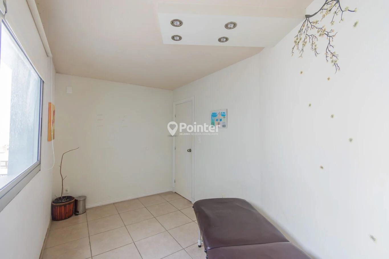 Oficina en Tres Cruces, propiedad 283786 -Imagen 11