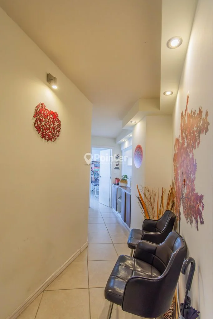 Oficina en Tres Cruces, propiedad 283786 -Imagen 4