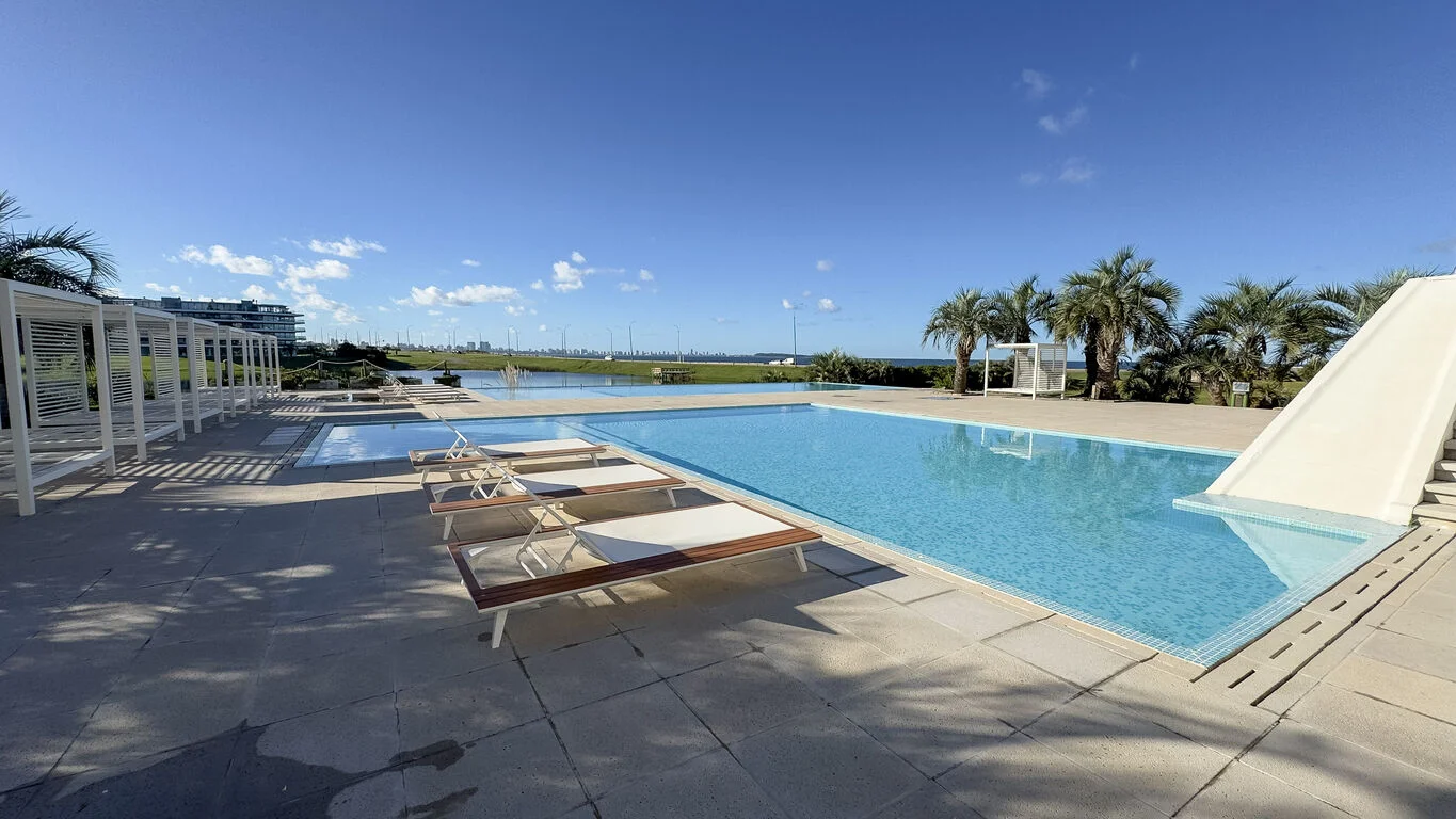 Apartamento en Playa Mansa, propiedad 284484 -Imagen 3
