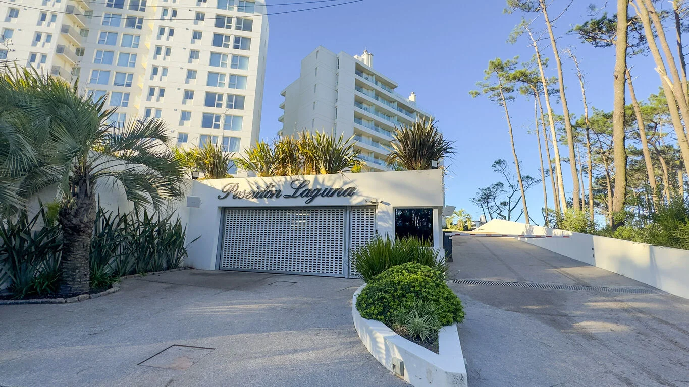 Apartamento en Playa Mansa, propiedad 284484 -Imagen 23