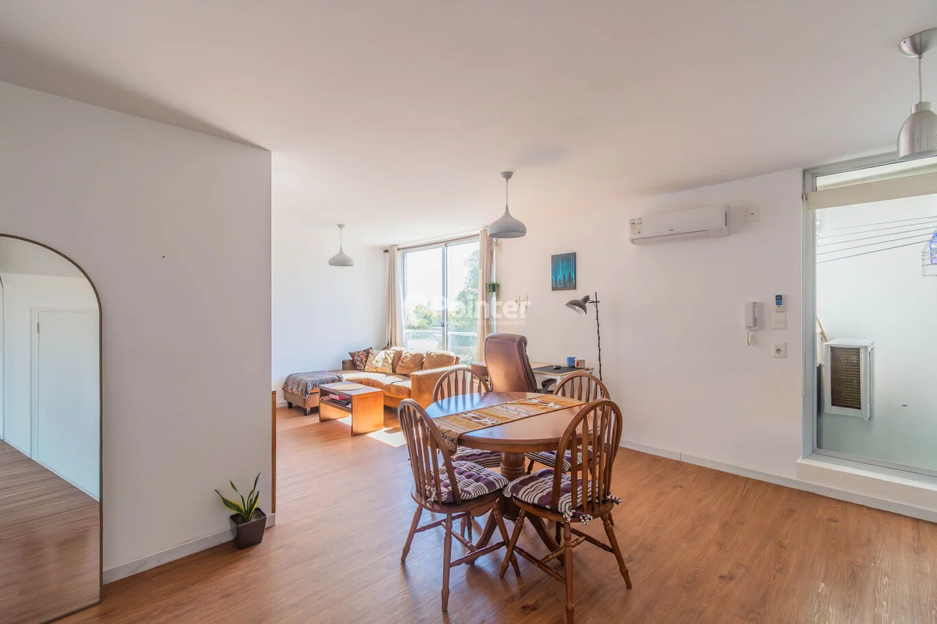 Apartamento en Tres Cruces, propiedad 286865 -Imagen 2
