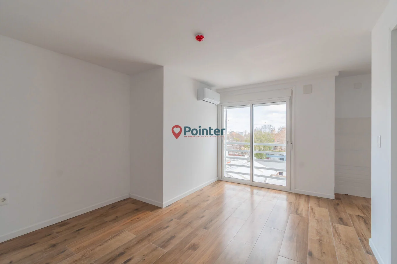Apartamento en Tres Cruces, propiedad 296800 -Imagen 3