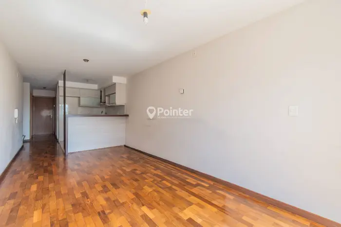 Venta Apartamento en Pocitos de 2 Dormitorios, 2 baños, Balcón y Garaje doble