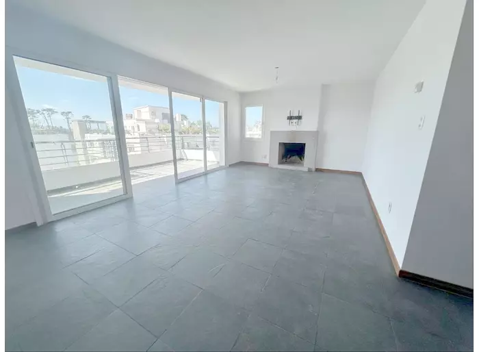 Alquiler Apartamento Avenida de las Amèricas 3 Dormitorios 2 Baños cochera amenities