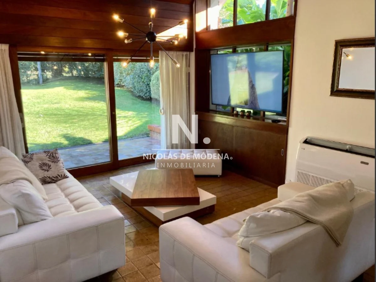 Casa en Playa Brava, propiedad 121363 -Imagen 2