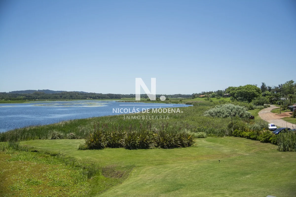 Apartamento en Pinares, propiedad 132531 -Imagen 4